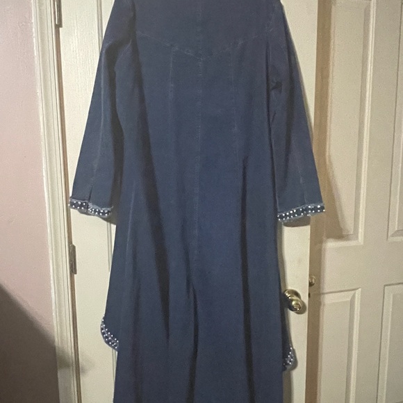 Fancy blue denim, rhinestone and pearl bordered hi lo denim jacket. - Picture 5 of 9